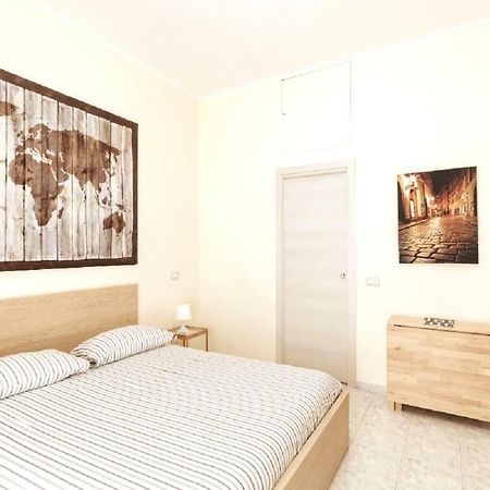 Roma Central Studio Luaran gambar